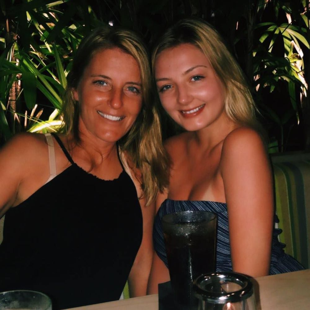 Meet your Posher, Lily